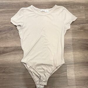 Rebel Sugar Ribbed Short Sleeve Bodysuit in Light Taupe